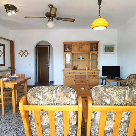 Leon Inmo Ciro - 15773 Empuriabrava
